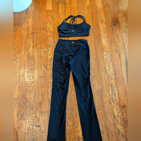Black Women's Gapfit Yoga Set Pants Medium & Strappy Sports Bra Women's Med - Picture 5 of 17